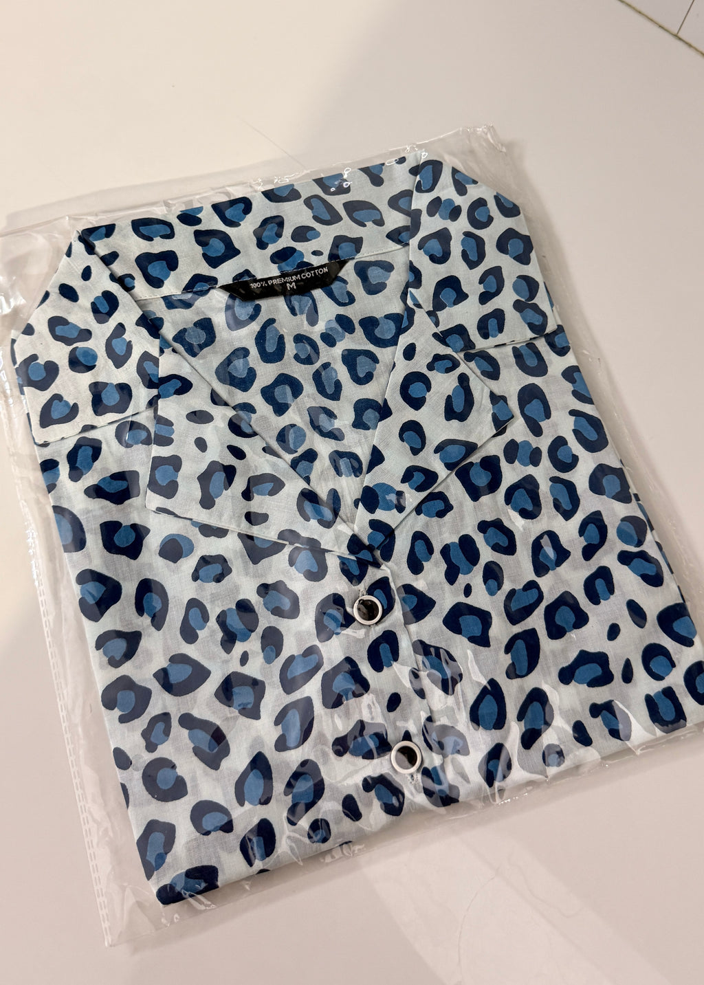 Wild leopard blue CROP SHIRT