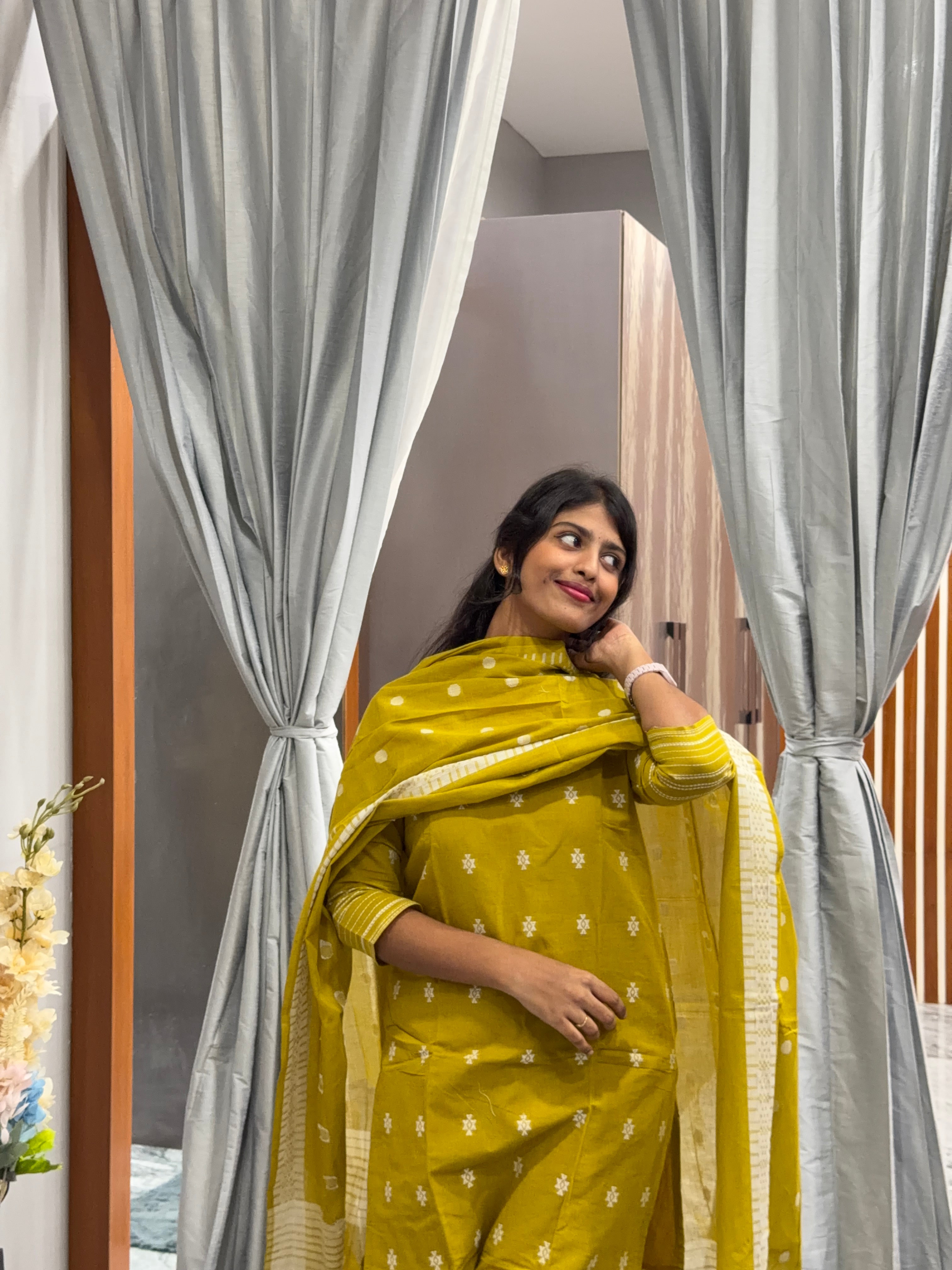Mustard Aura 3-Piece Set