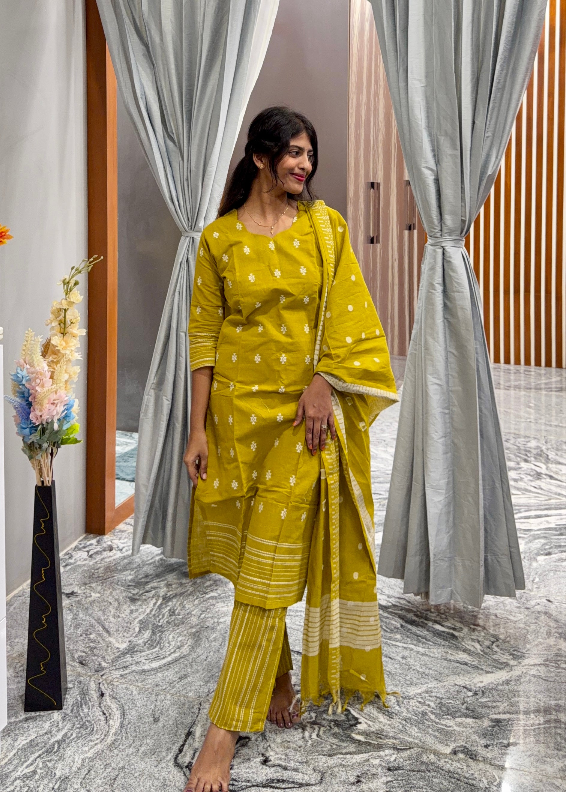 Mustard Aura 3-Piece Set