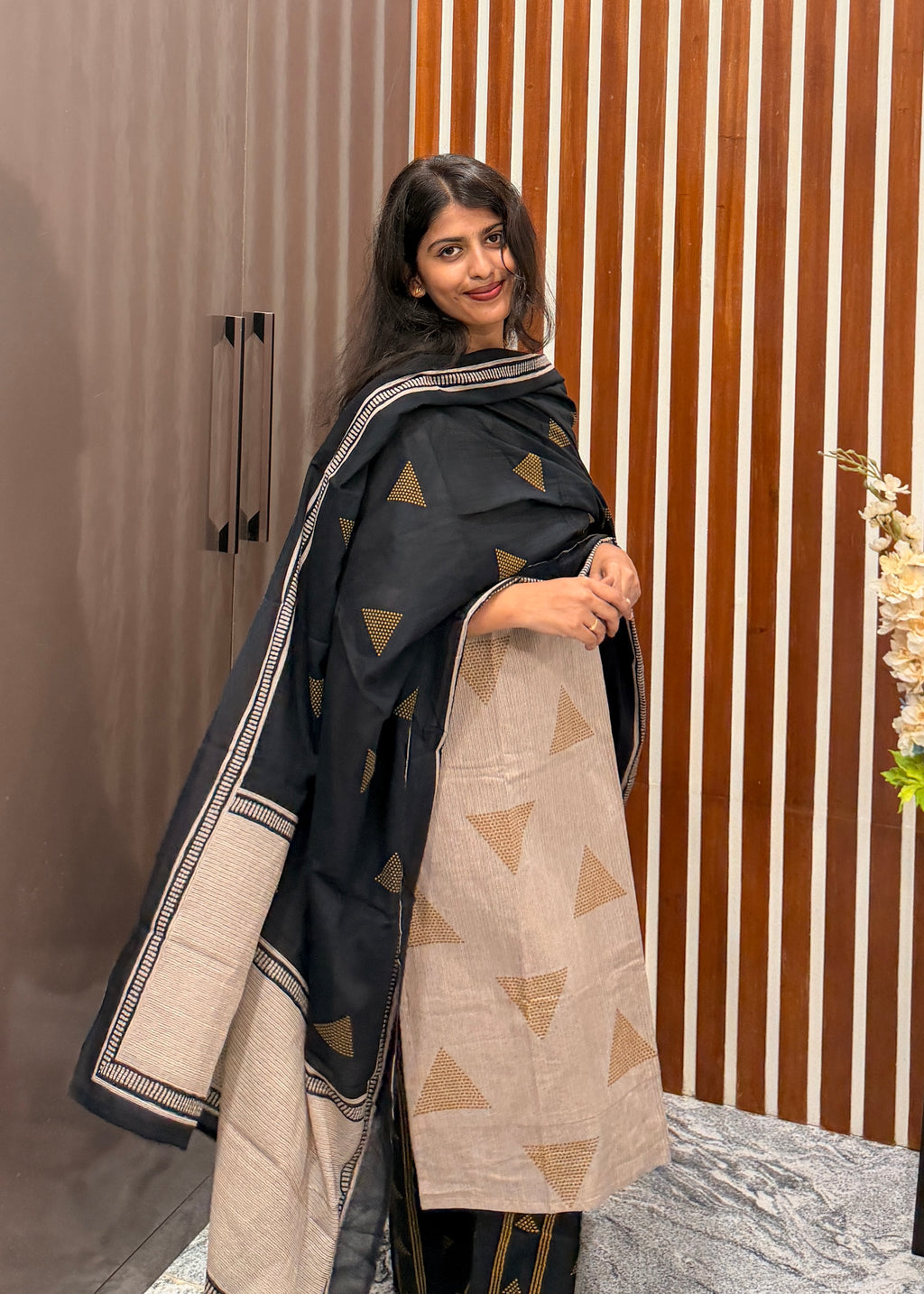 Abstract Triangle Print Three piece Kurti Set